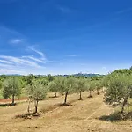 Montrin Kaštel