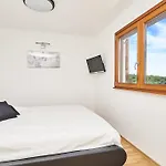 Montrin Kaštel
