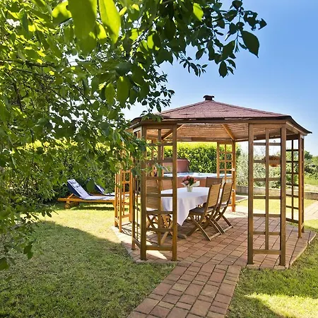 Montrin Villa *