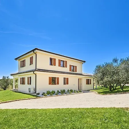 Villa Montrin Kaštel