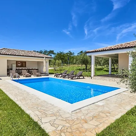 Villa Montrin Kaštel